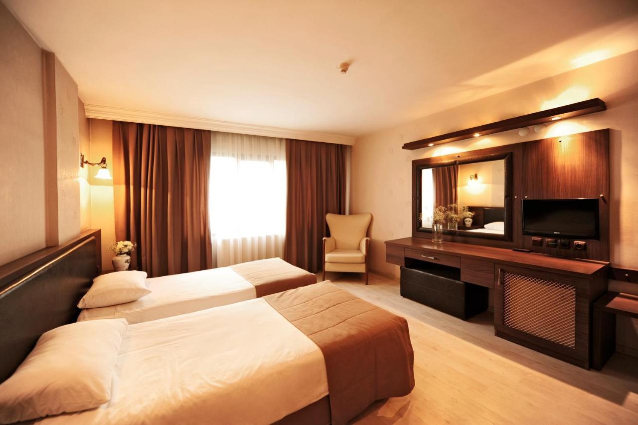 Uestuen Alsancak Hotel