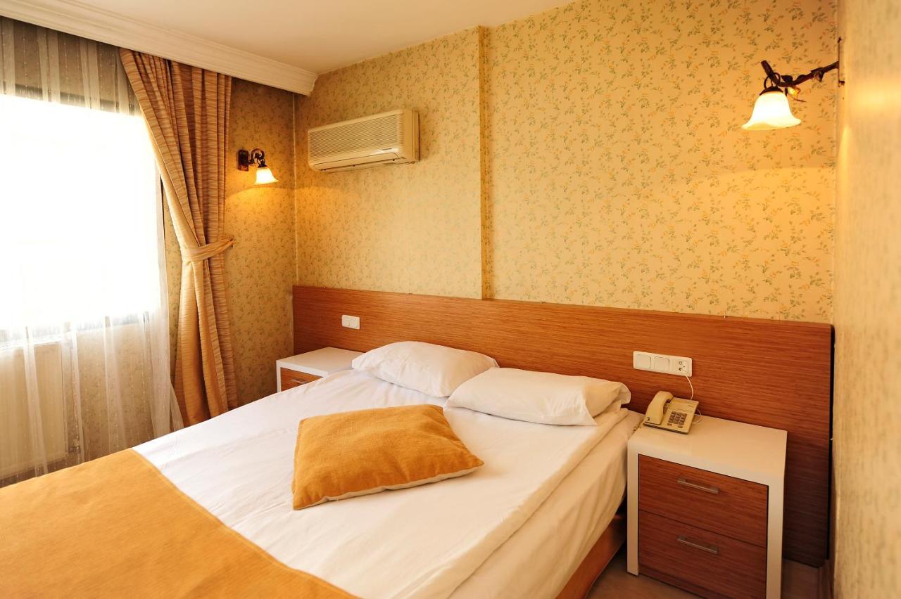 Uestuen Alsancak 3*